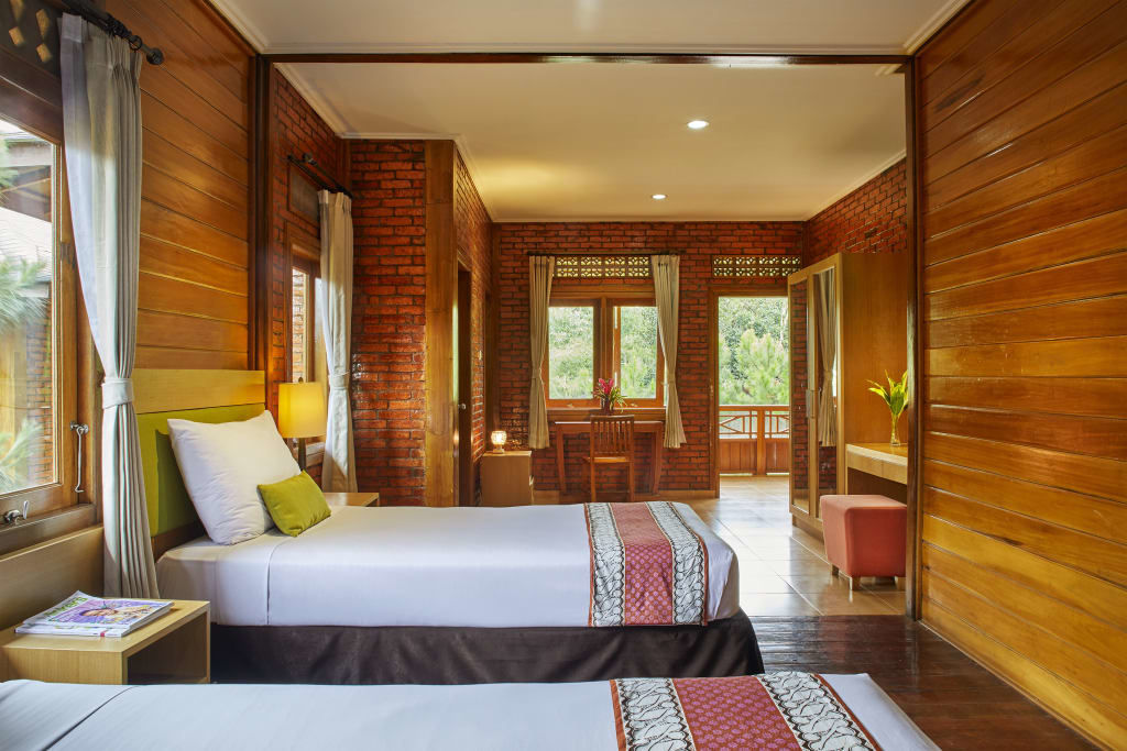 Jambuluwuk Convention Hall & Resort Puncak, Bogor