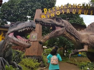 Taman Legenda Keong Emas Tmii Event All Bandung Travel